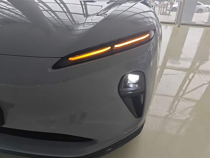 Фото 24 - Nio ET5