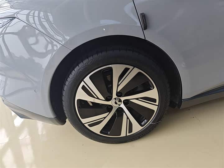 Фото 26 - Nio ET5