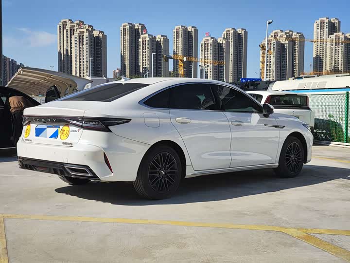 Фото 4 - Chery Arrizo 8