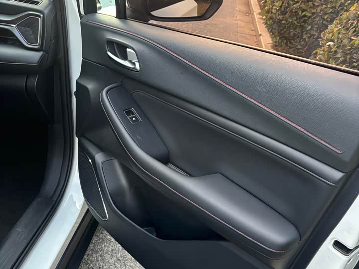 Фото 8 - GAC Trumpchi GS4