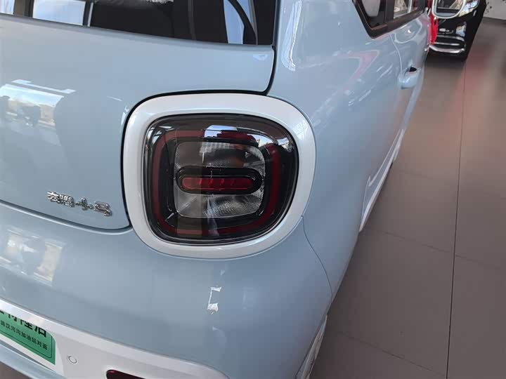 Фото 8 - Bestune Pony