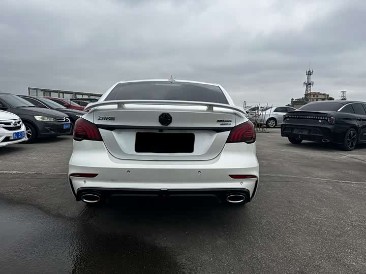 Фото 11 - MG Motor 6