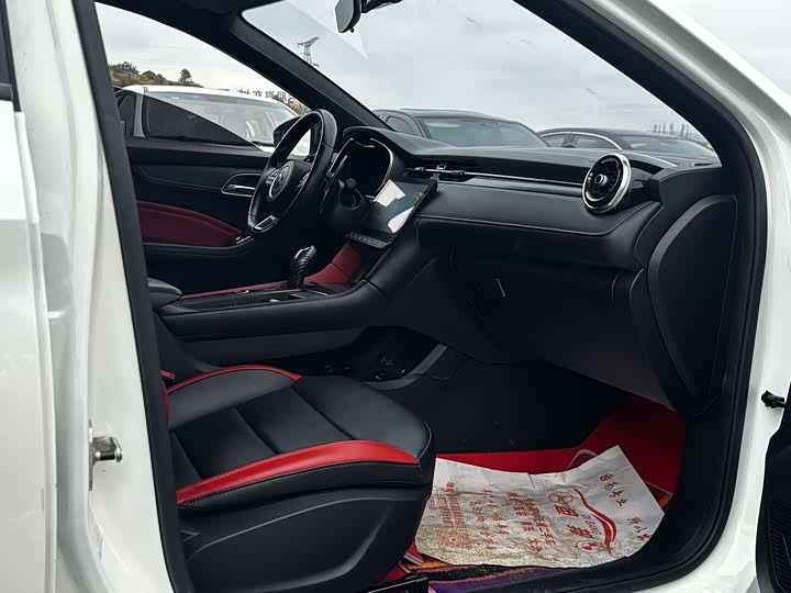 Фото 8 - MG Motor 6