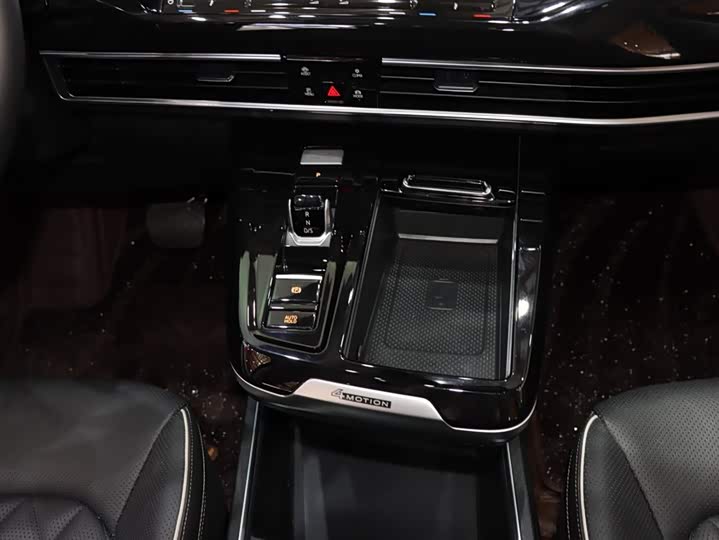 Фото 17 - Volkswagen Talagon