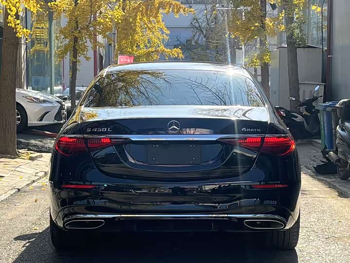 Фото 6 - Mercedes-Benz S-Class