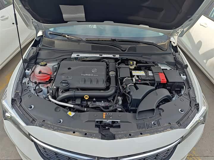 Фото 20 - Buick Verano