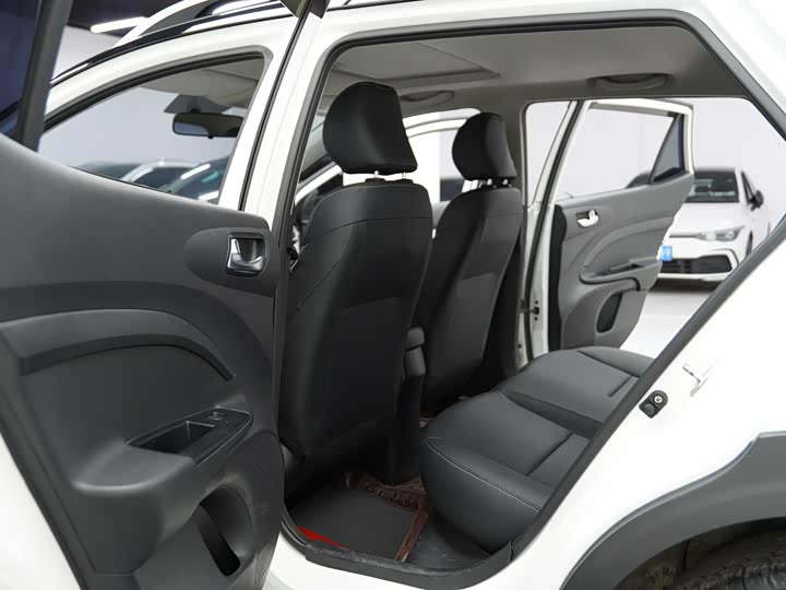 Фото 18 - Kia KX1