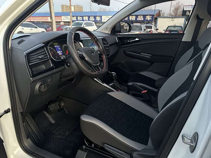 Фото 4 - Jetta VS5