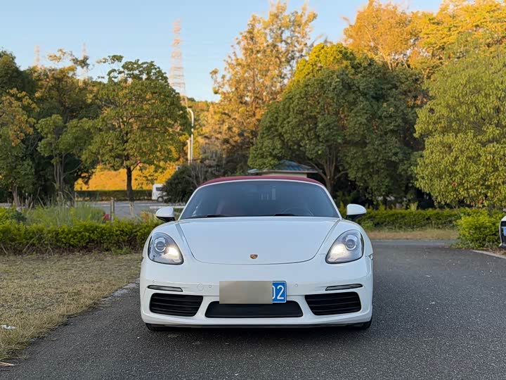 Фото 2 - Porsche 718