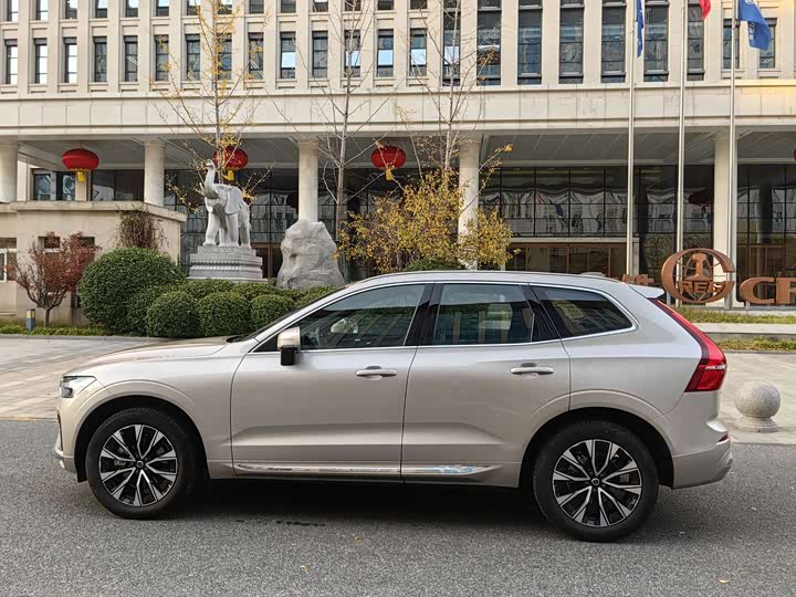 Фото 7 - Volvo XC60