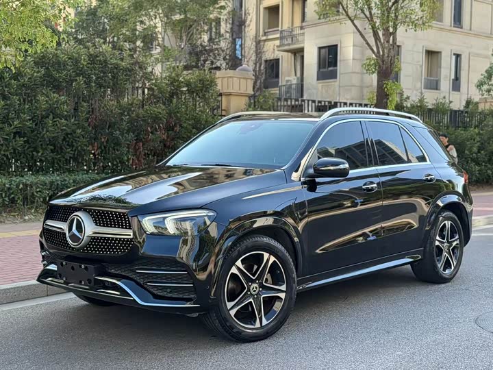 Фото 1 - Mercedes-Benz GLE-Class