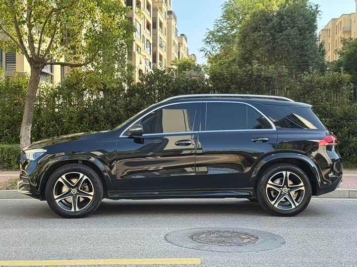 Фото 9 - Mercedes-Benz GLE-Class