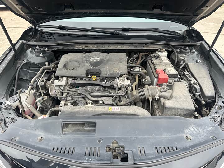 Фото 7 - Toyota Camry