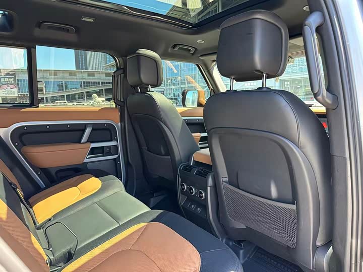 Фото 14 - Land Rover Defender