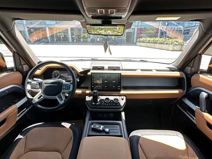 Фото 17 - Land Rover Defender