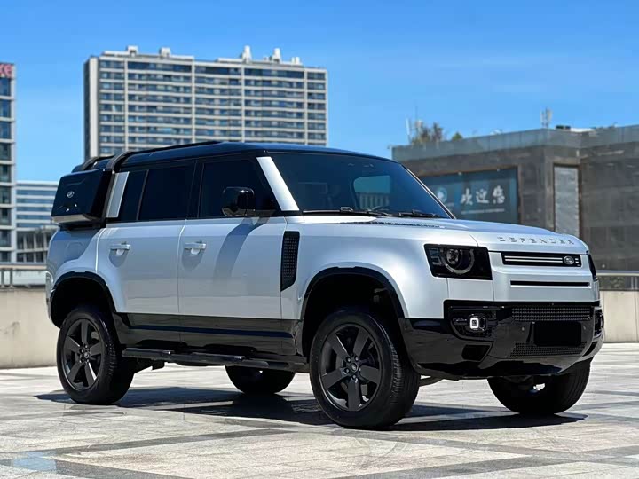 Фото 8 - Land Rover Defender