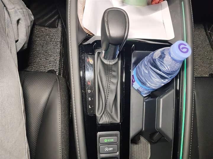 Фото 16 - Honda Accord