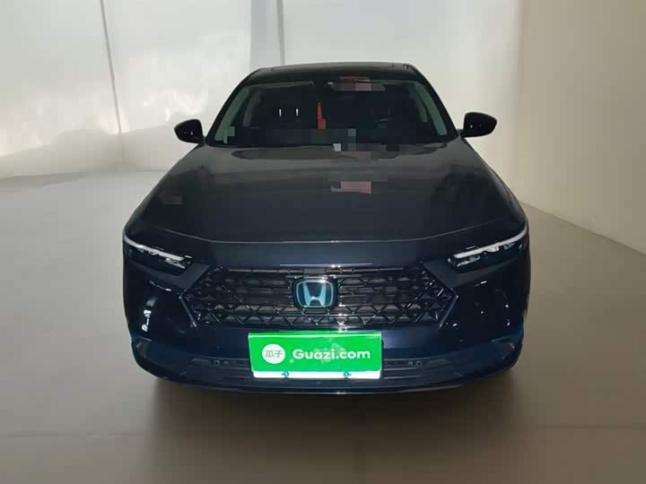 Фото 3 - Honda Accord