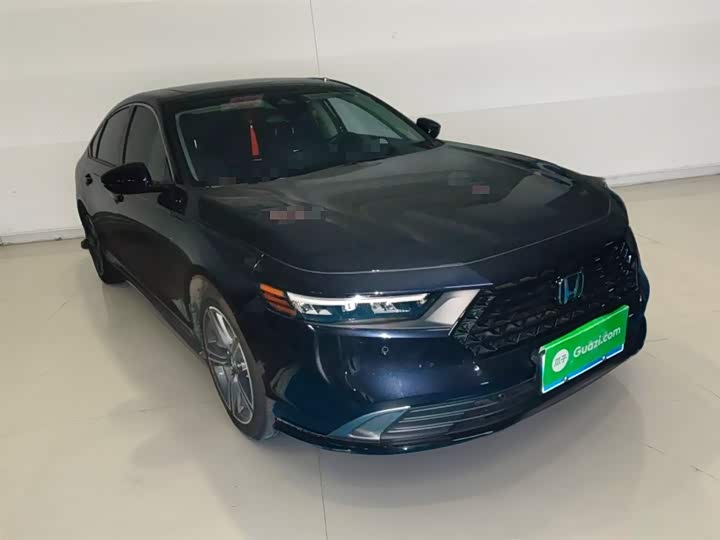 Фото 4 - Honda Accord