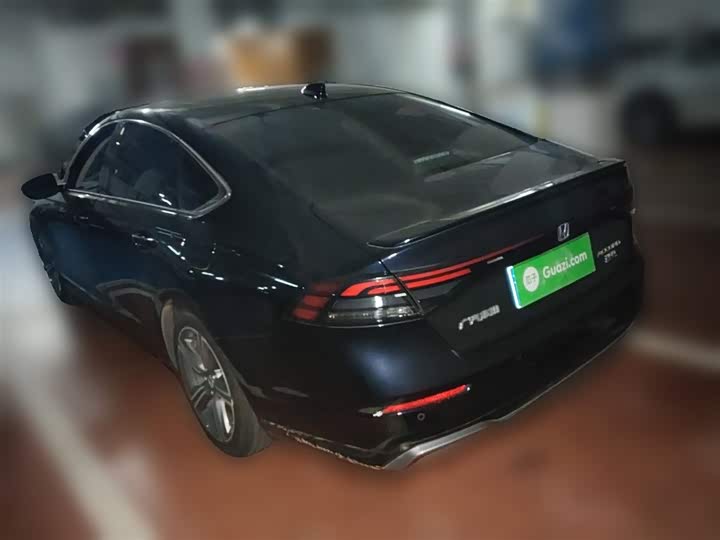 Фото 5 - Honda Accord