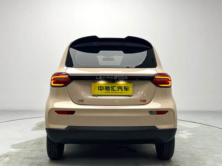 Фото 21 - Leapmotor T03