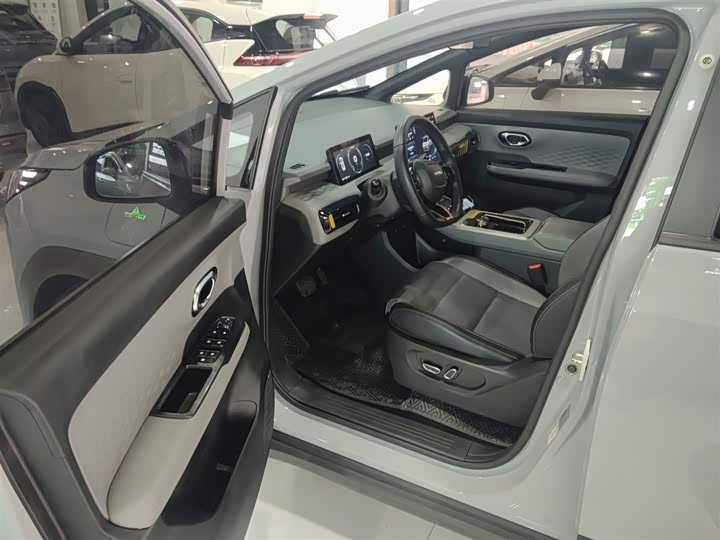 Фото 16 - GAC Aion Y