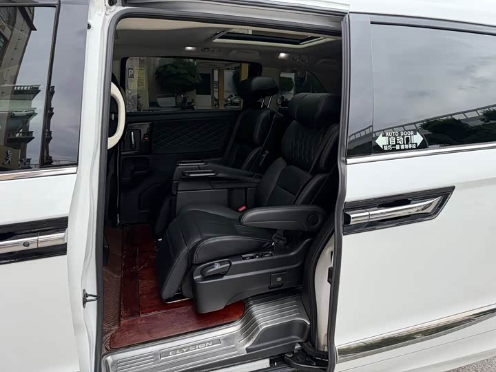 Фото 11 - Honda Elysion