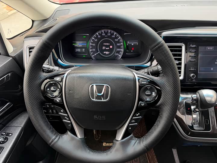 Фото 14 - Honda Elysion