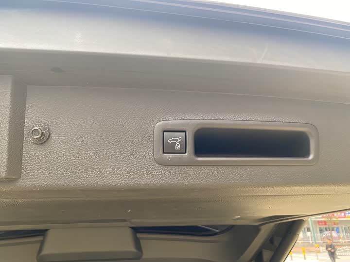 Фото 9 - Toyota Sienna