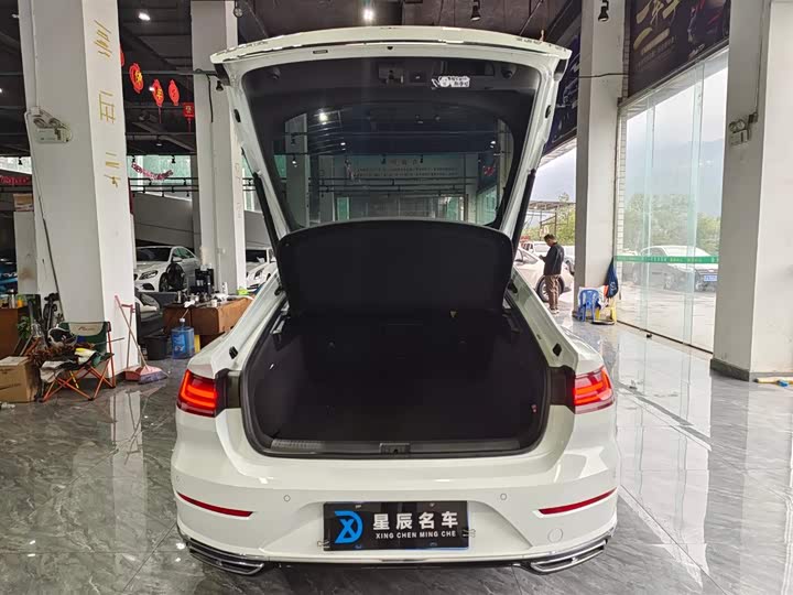 Фото 16 - Volkswagen CC