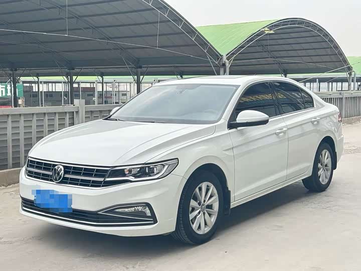 Фото 1 - Volkswagen Bora