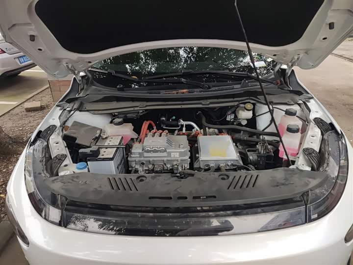 Фото 20 - XPeng G3