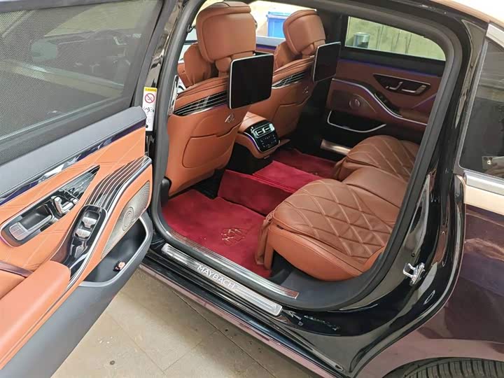 Фото 11 - Mercedes-Benz Maybach S-Class