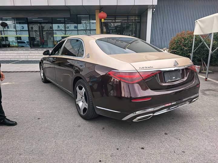 Фото 2 - Mercedes-Benz Maybach S-Class