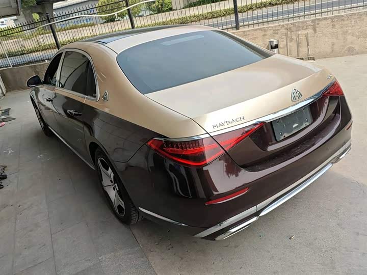 Фото 9 - Mercedes-Benz Maybach S-Class