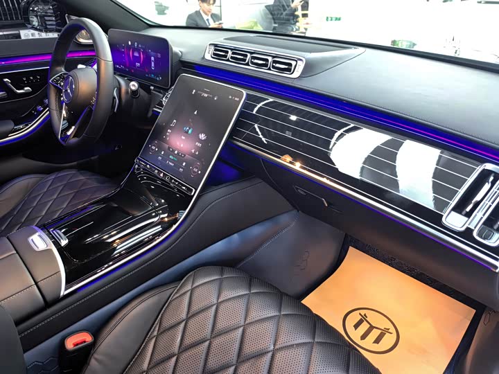 Фото 7 - Mercedes-Benz S-Class