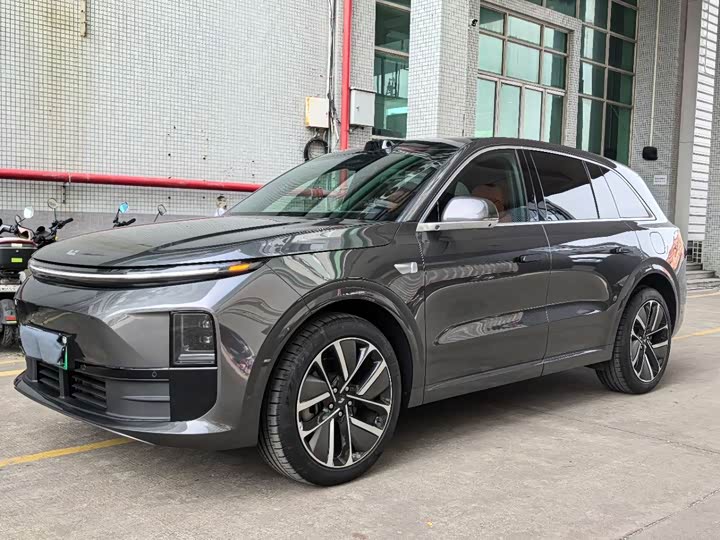 Фото 1 - LiXiang L6