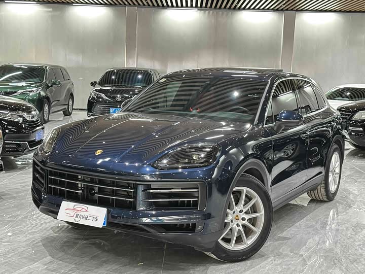 Фото 1 - Porsche Cayenne