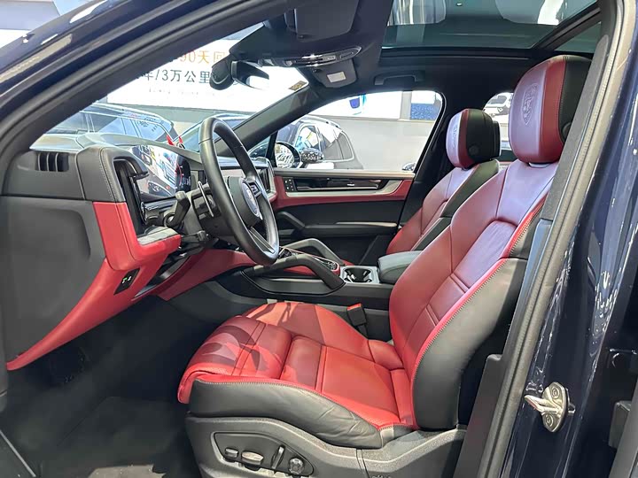 Фото 11 - Porsche Cayenne