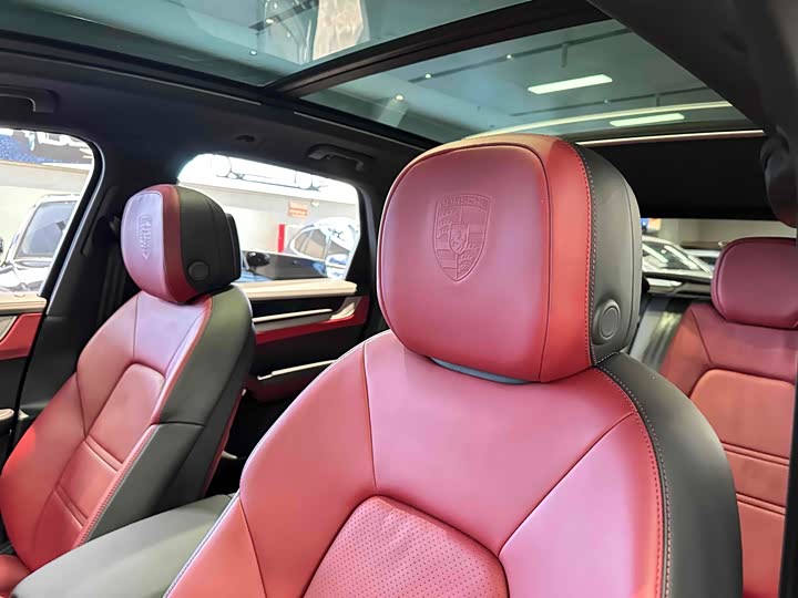 Фото 21 - Porsche Cayenne