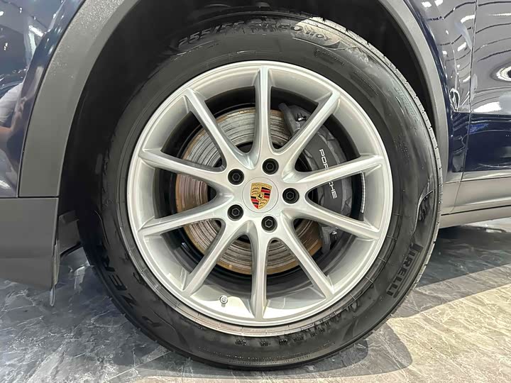 Фото 22 - Porsche Cayenne