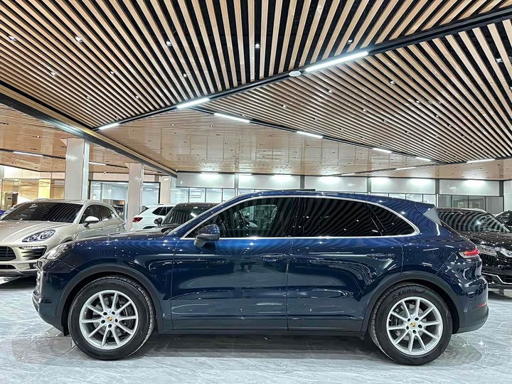 Фото 5 - Porsche Cayenne