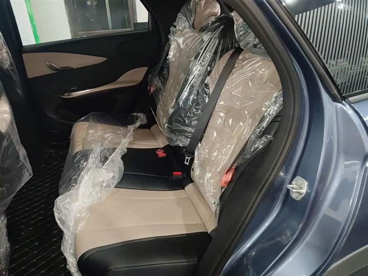 Фото 17 - BYD Dolphin