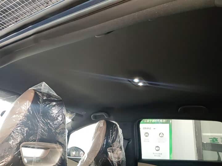 Фото 18 - BYD Dolphin