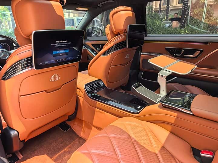 Фото 8 - Mercedes-Benz Maybach S-Class