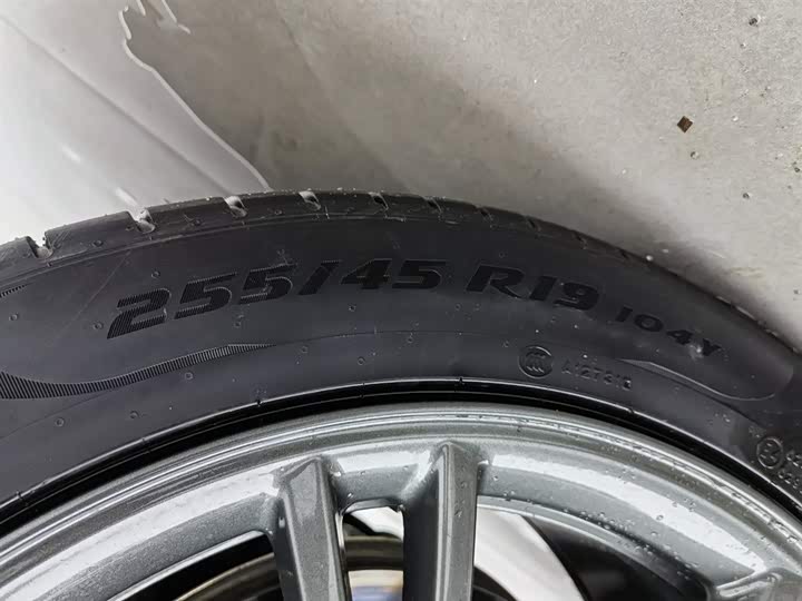 Фото 24 - Tesla Model Y