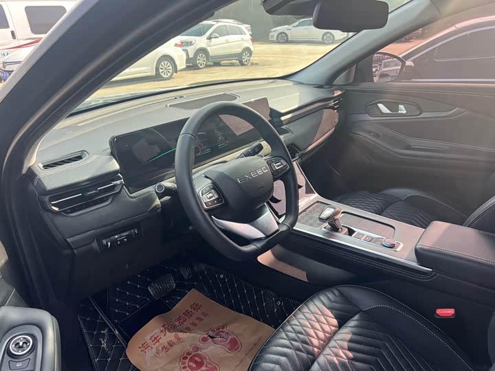 Фото 4 - Exeed TXL