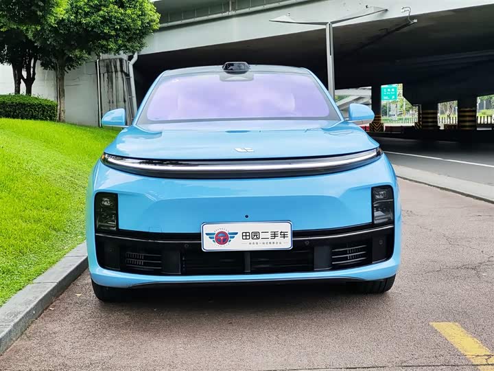 Фото 2 - LiXiang L7