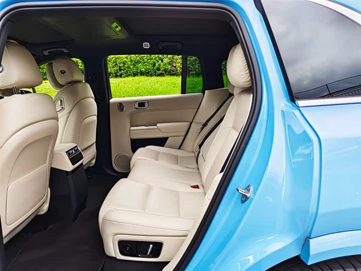 Фото 9 - LiXiang L7