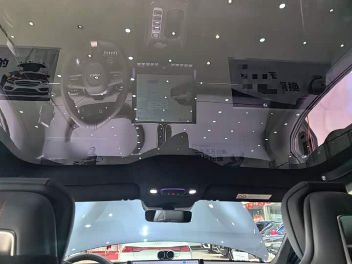 Фото 18 - Xiaomi SU7